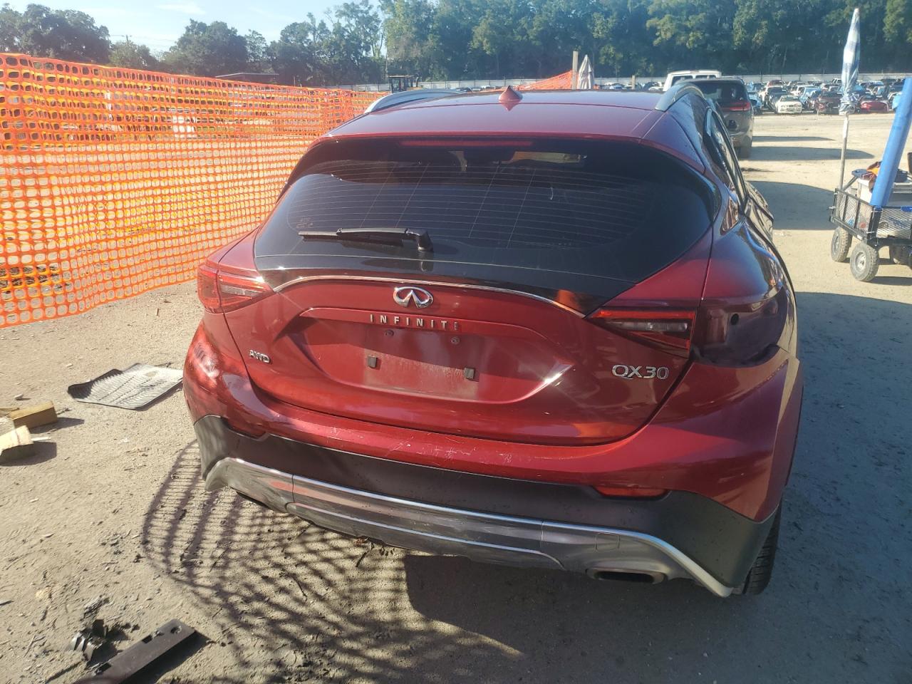 2017 Infiniti Qx30 Base VIN: SJKCH5CR6HA017773 Lot: 63489475