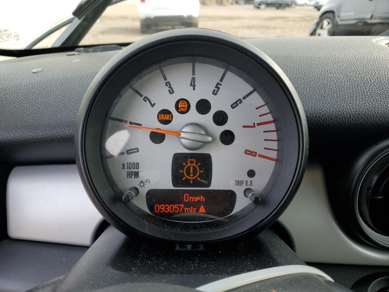 2011 Mini Cooper VIN: WMWSU3C5XBT184397 Lot: 66121975