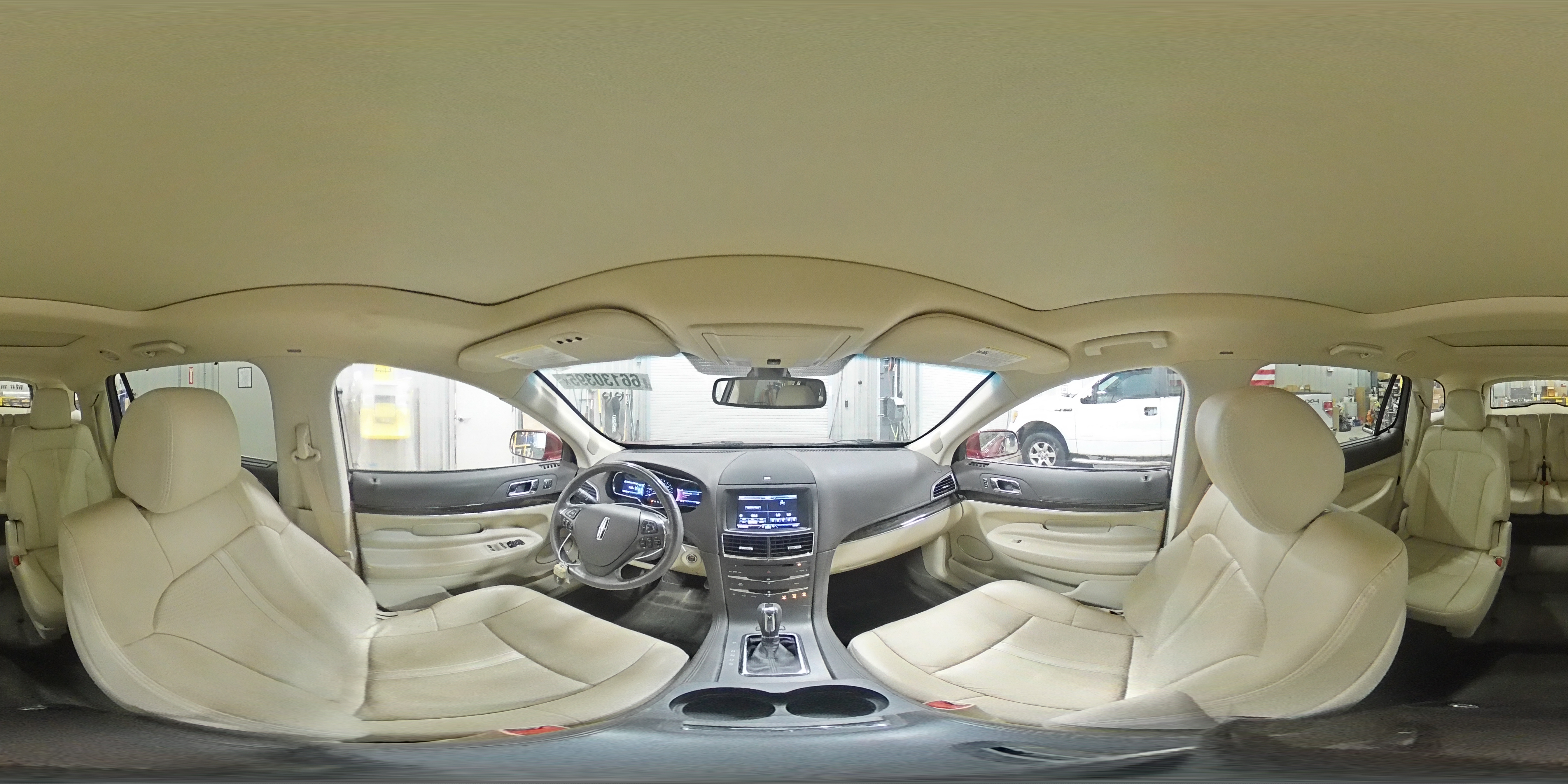 2015 Lincoln Mkt VIN: 2LMHJ5ATXFBL01792 Lot: 66130395