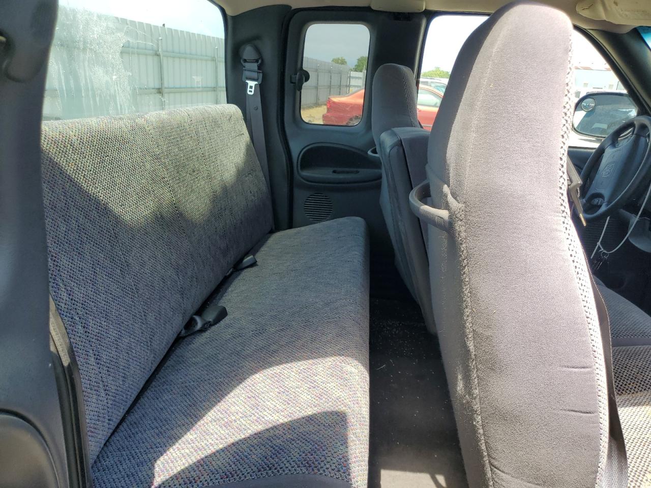 1998 Dodge Ram 1500 VIN: 1B7HC13ZXWJ227547 Lot: 63318115