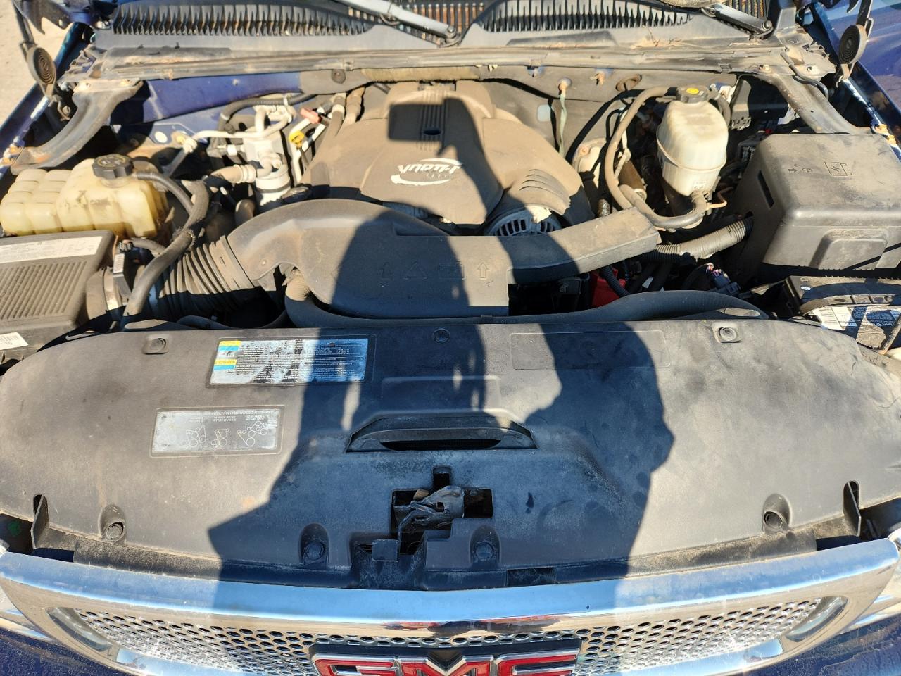 2005 GMC Yukon Xl Denali VIN: 1GKFK66UX5J200908 Lot: 63715455
