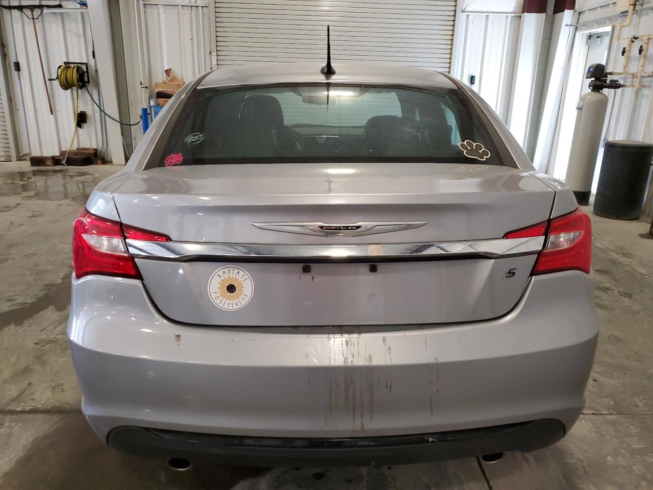 2013 Chrysler 200 Touring VIN: 1C3CCBBGXDN717027 Lot: 63325255
