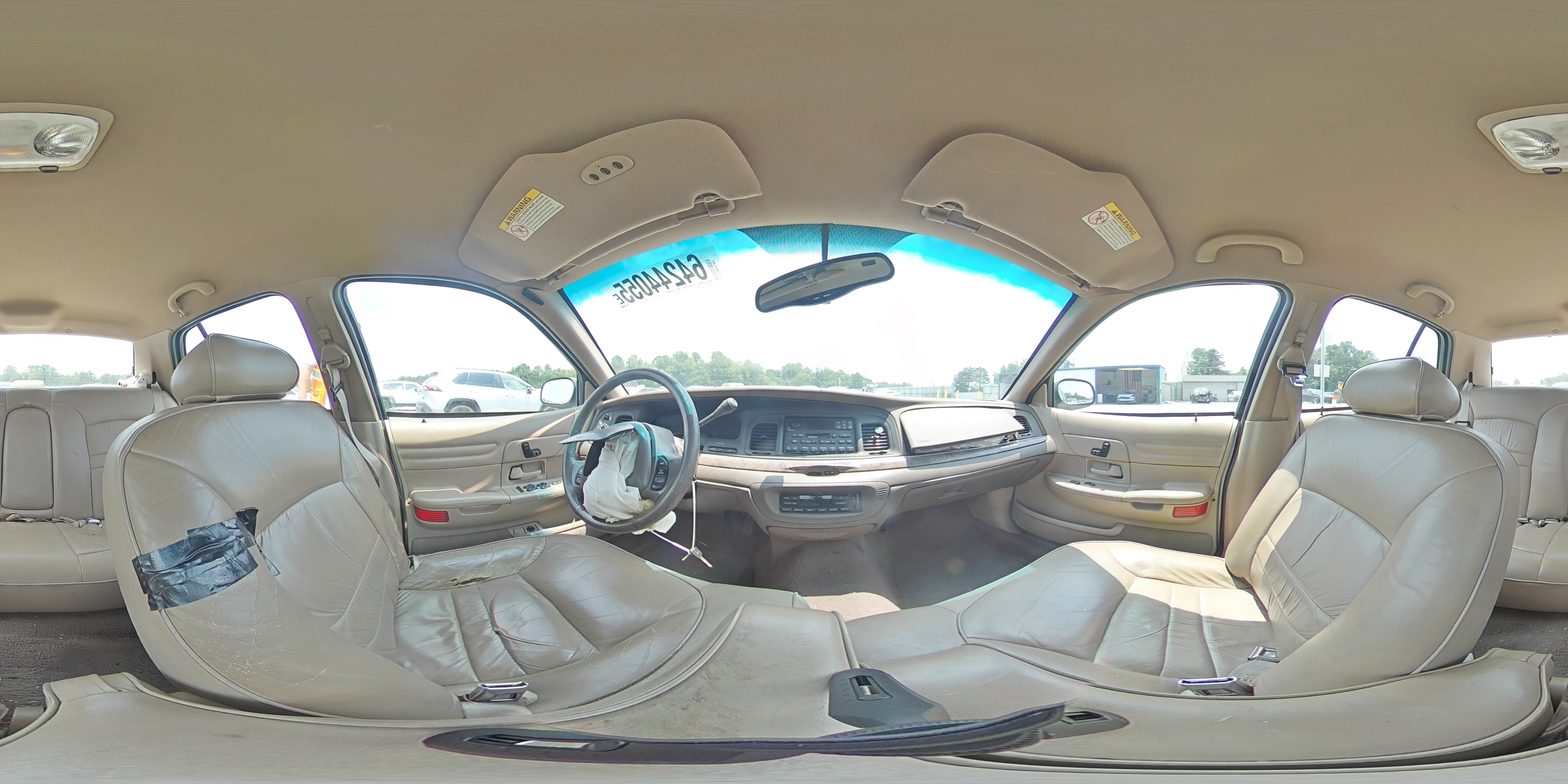 2000 Ford Crown Victoria Lx VIN: 2FAFP74W7YX187933 Lot: 64244055