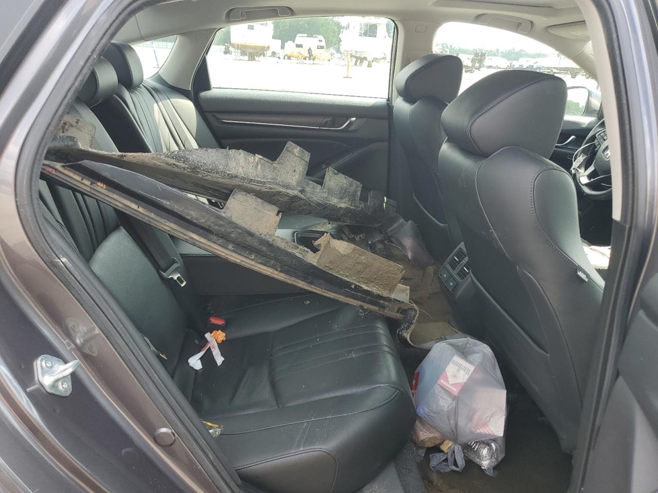 2022 Honda Accord Exl VIN: 1HGCV1F54NA015952 Lot: 67225775