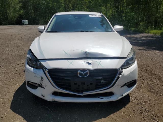 Sedans MAZDA 3 2017 White