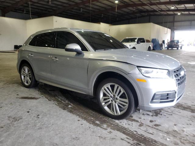  AUDI Q5 2018 Srebrny