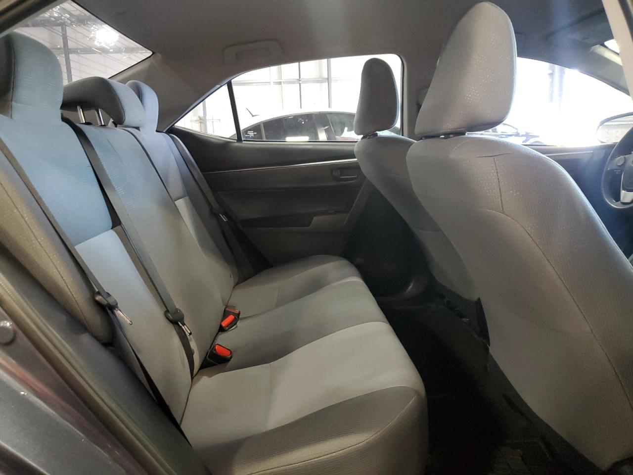 2015 Toyota Corolla L VIN: 5YFBURHE8FP334678 Lot: 64597465