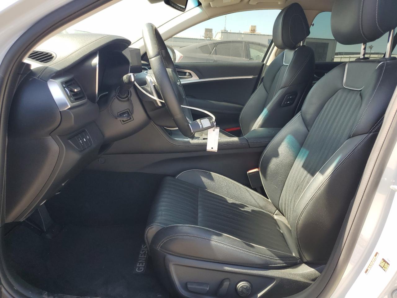 2022 Genesis G70 Base VIN: KMTG34TA3NU087587 Lot: 63342855