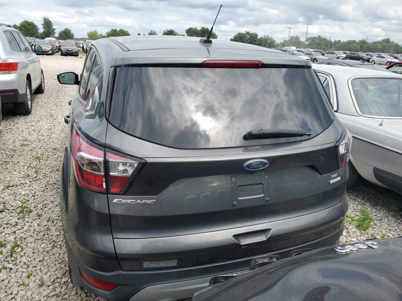 2017 Ford Escape Se VIN: 1FMCU0GD3HUE52275 Lot: 64608905