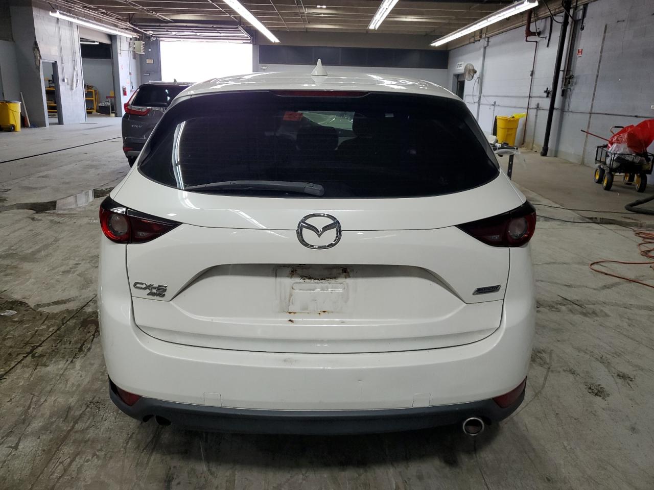2018 Mazda Cx-5 Sport VIN: JM3KFBBM3J0425143 Lot: 63610925