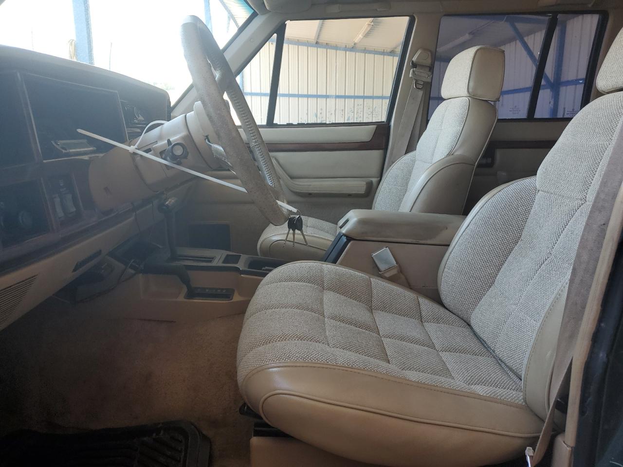 1993 Jeep Cherokee Country VIN: 1J4FJ78S4PL563528 Lot: 64800415