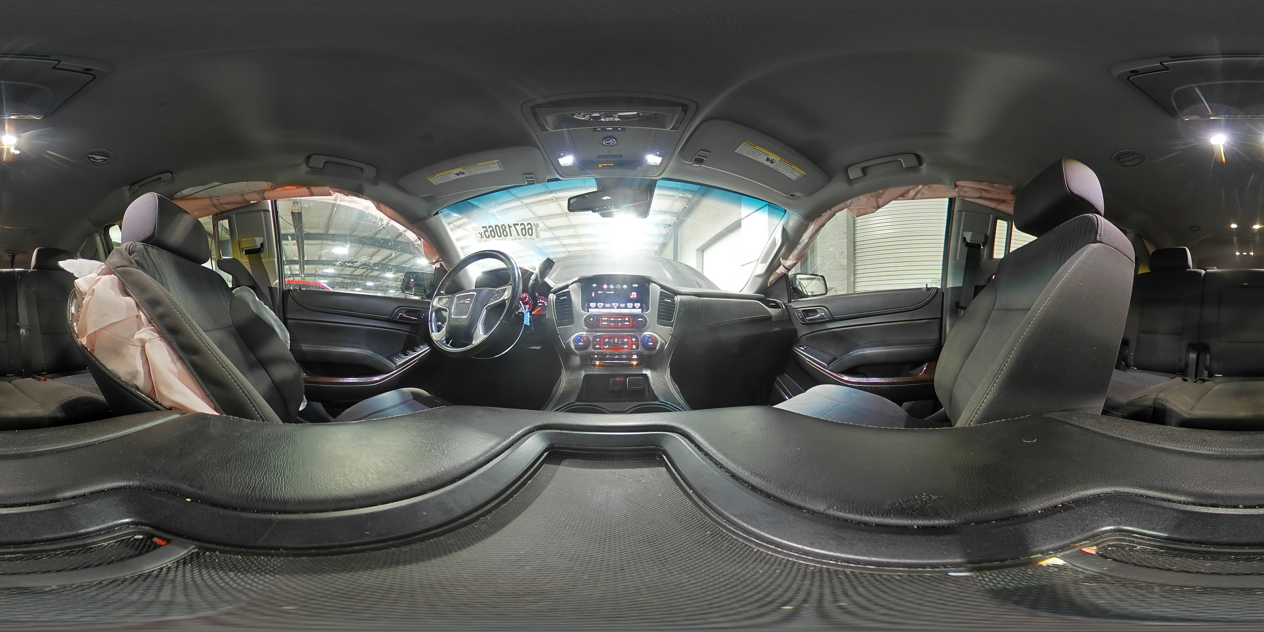 2016 GMC Yukon Xl K1500 Sle VIN: 1GKS2FKC8GR176009 Lot: 66718065