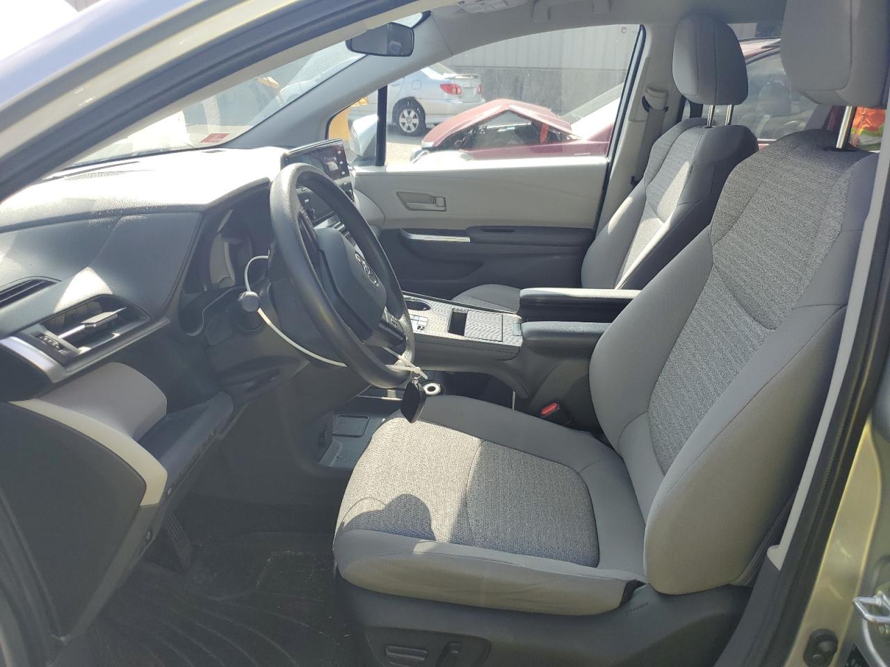 2022 Toyota Sienna Le VIN: 5TDKRKEC2NS095856 Lot: 64730145