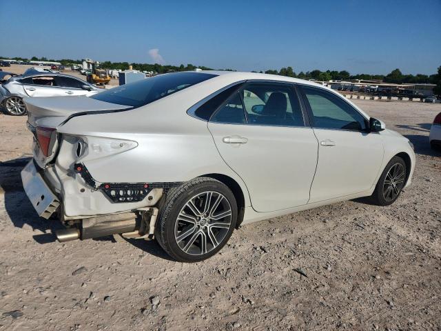  TOYOTA CAMRY 2016 White