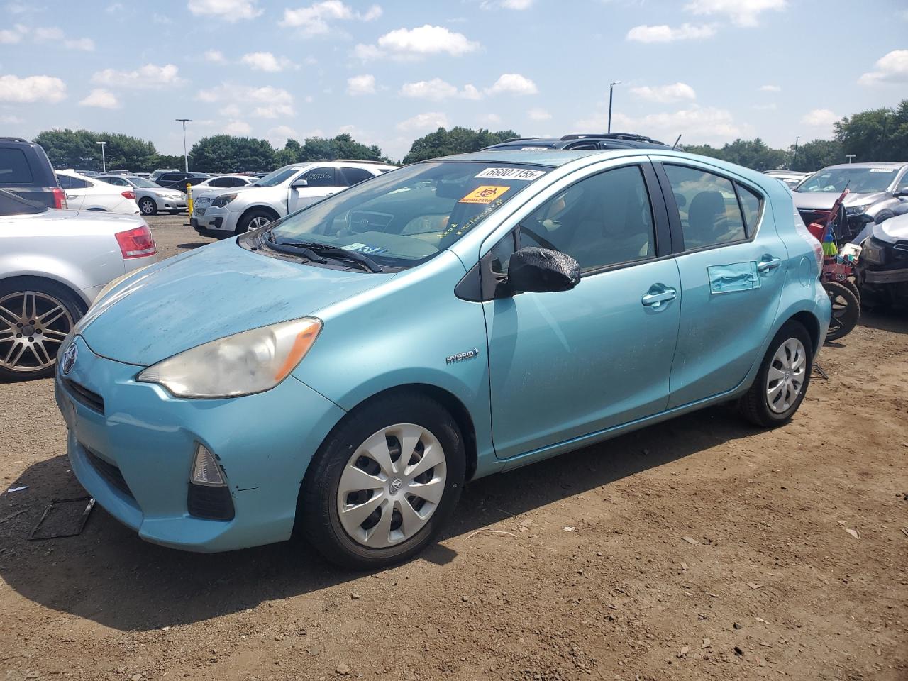 2013 Toyota Prius C VIN: JTDKDTB3XD1033772 Lot: 66007155