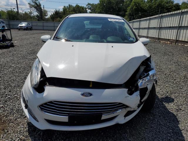  FORD FIESTA 2016 Biały