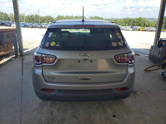  JEEP COMPASS 2018 Srebrny
