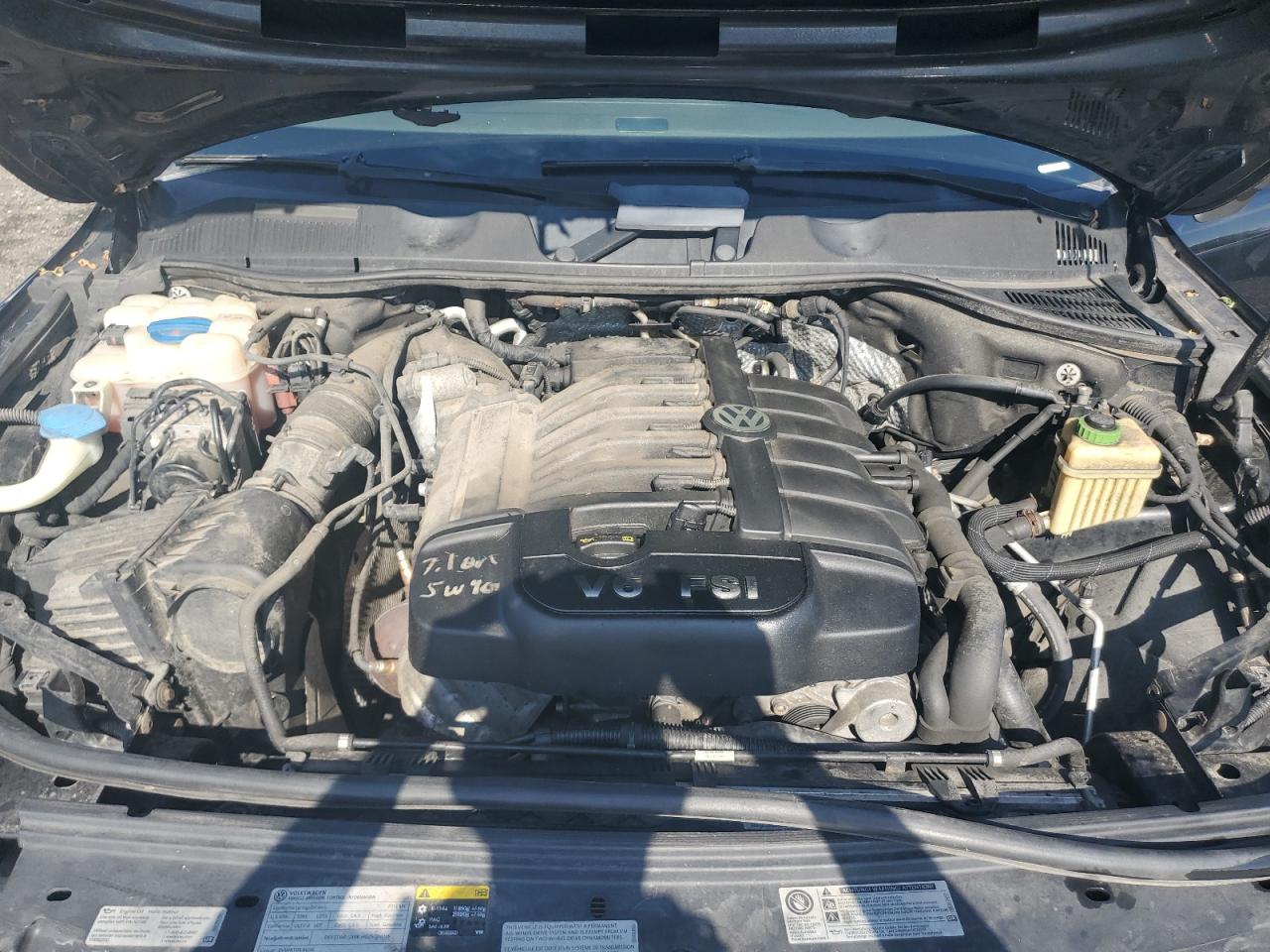 2014 Volkswagen Touareg V6 VIN: WVGEF9BP6ED006206 Lot: 64088715