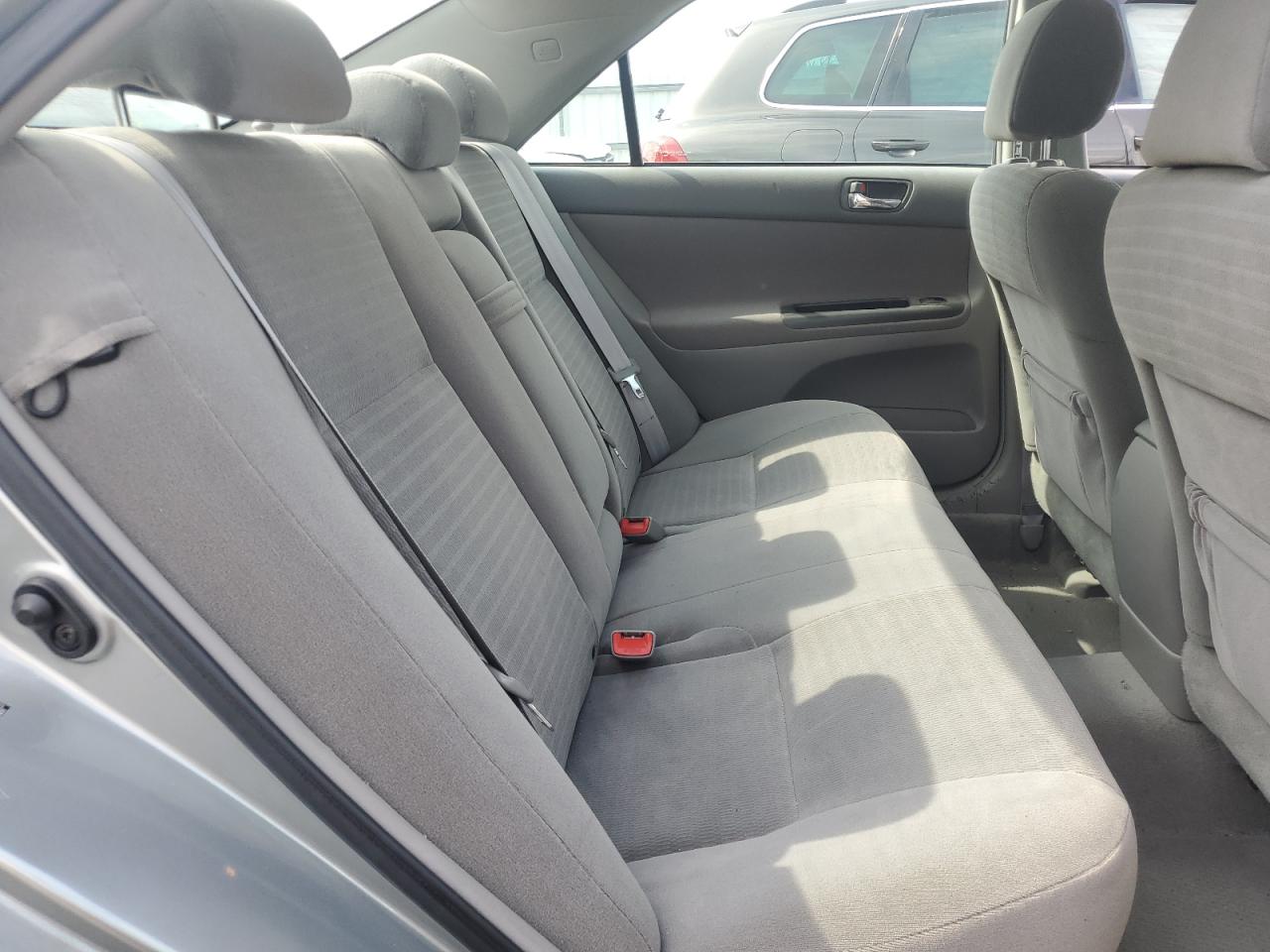 2005 Toyota Camry Le VIN: 4T1BE30K95U990445 Lot: 64811375