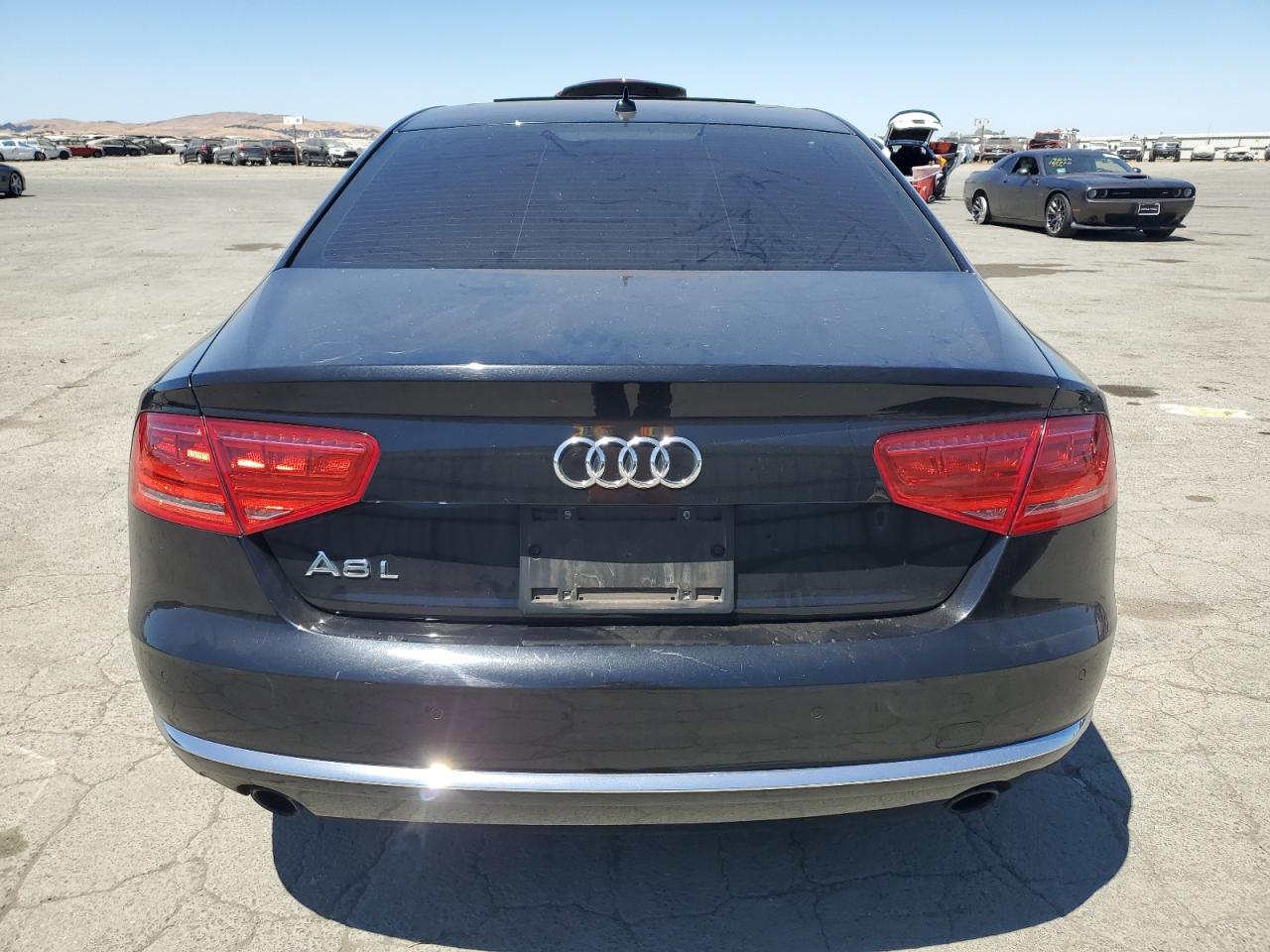 2014 Audi A8 L Quattro VIN: WAURGAFD5EN005771 Lot: 63796305
