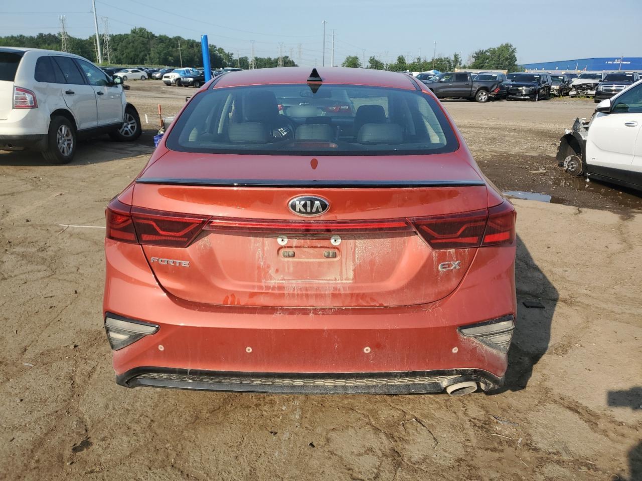 2019 Kia Forte Ex VIN: 3KPF54ADXKE070877 Lot: 67060545