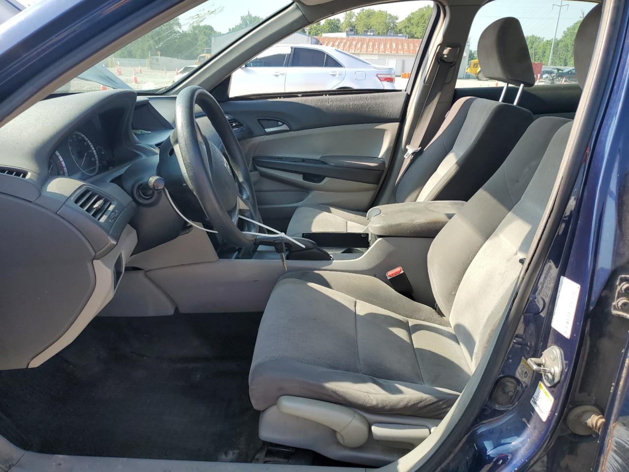 2009 Honda Accord Lx VIN: 1HGCP26399A050474 Lot: 64297235