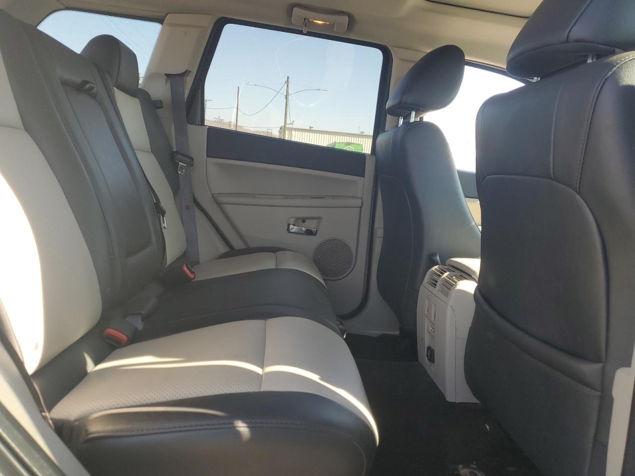 2008 Jeep Grand Cherokee Limited VIN: 1J8HS58N98C228947 Lot: 64324925