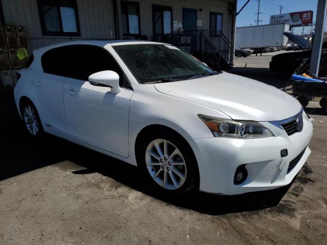  LEXUS CT 200 2013 Белы