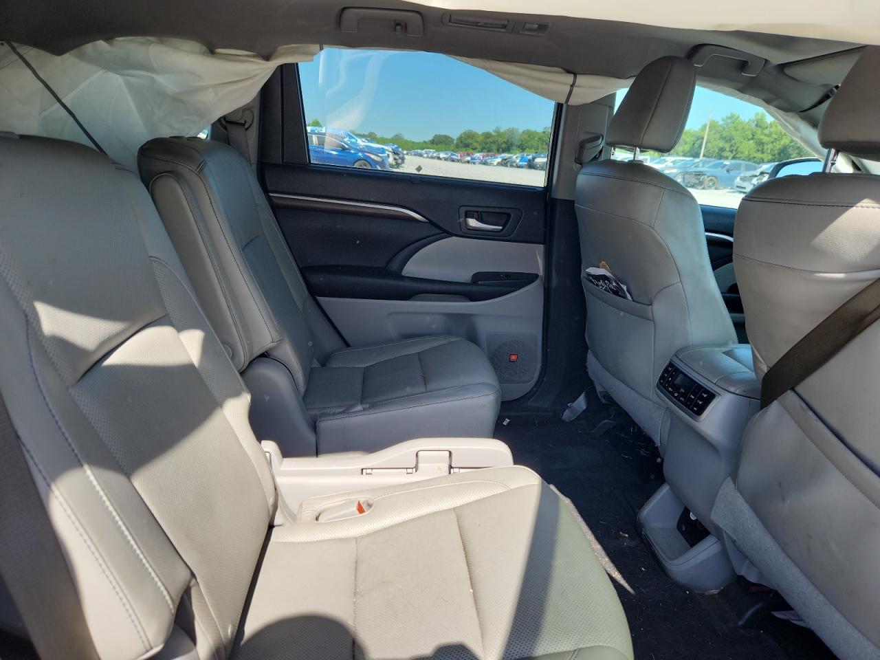 2015 Toyota Highlander Hybrid Limited VIN: 5TDDCRFH3FS013468 Lot: 63869545
