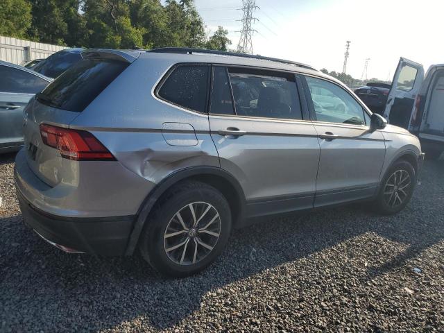  VOLKSWAGEN TIGUAN 2021 Серый