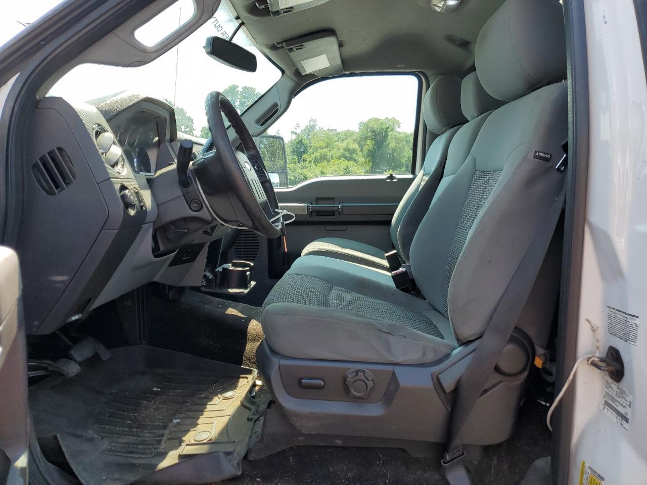 2015 Ford F350 Super Duty VIN: 1FTRF3B62FEC49100 Lot: 64742425