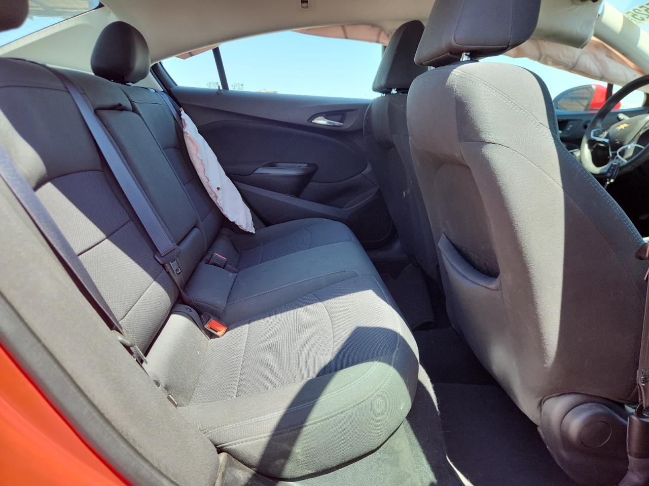 2018 Chevrolet Cruze Lt VIN: 1G1BE5SM9J7137284 Lot: 64525525