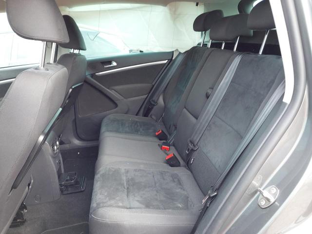2012 VOLKSWAGEN TIGUAN SE