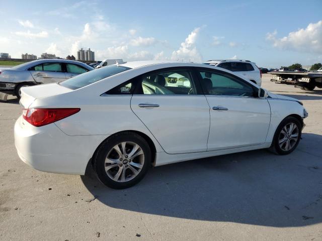 Sedans HYUNDAI SONATA 2013 Biały