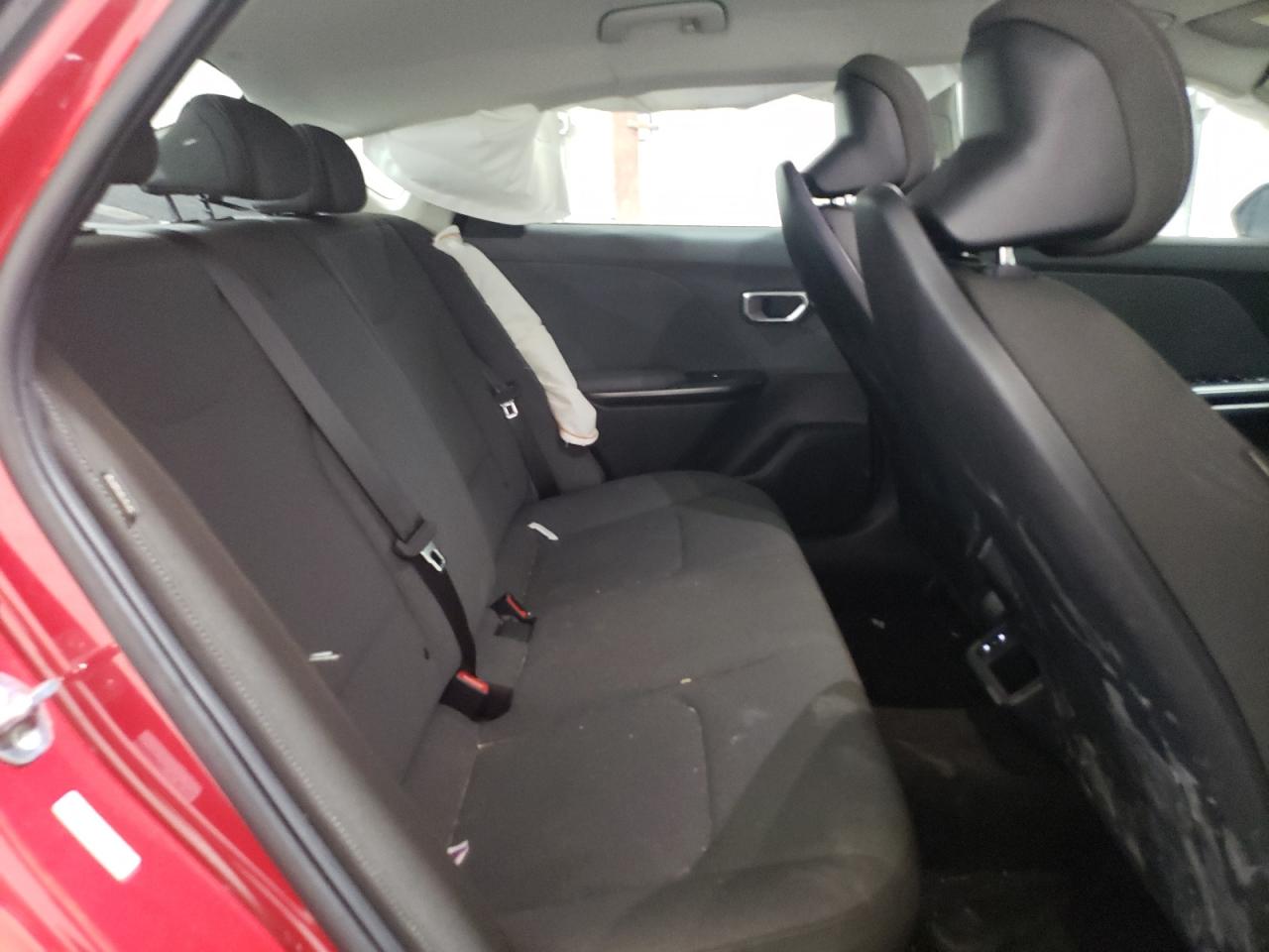 2025 Kia K4 Lx VIN: 3KPFT4DE8SE075280 Lot: 64328875