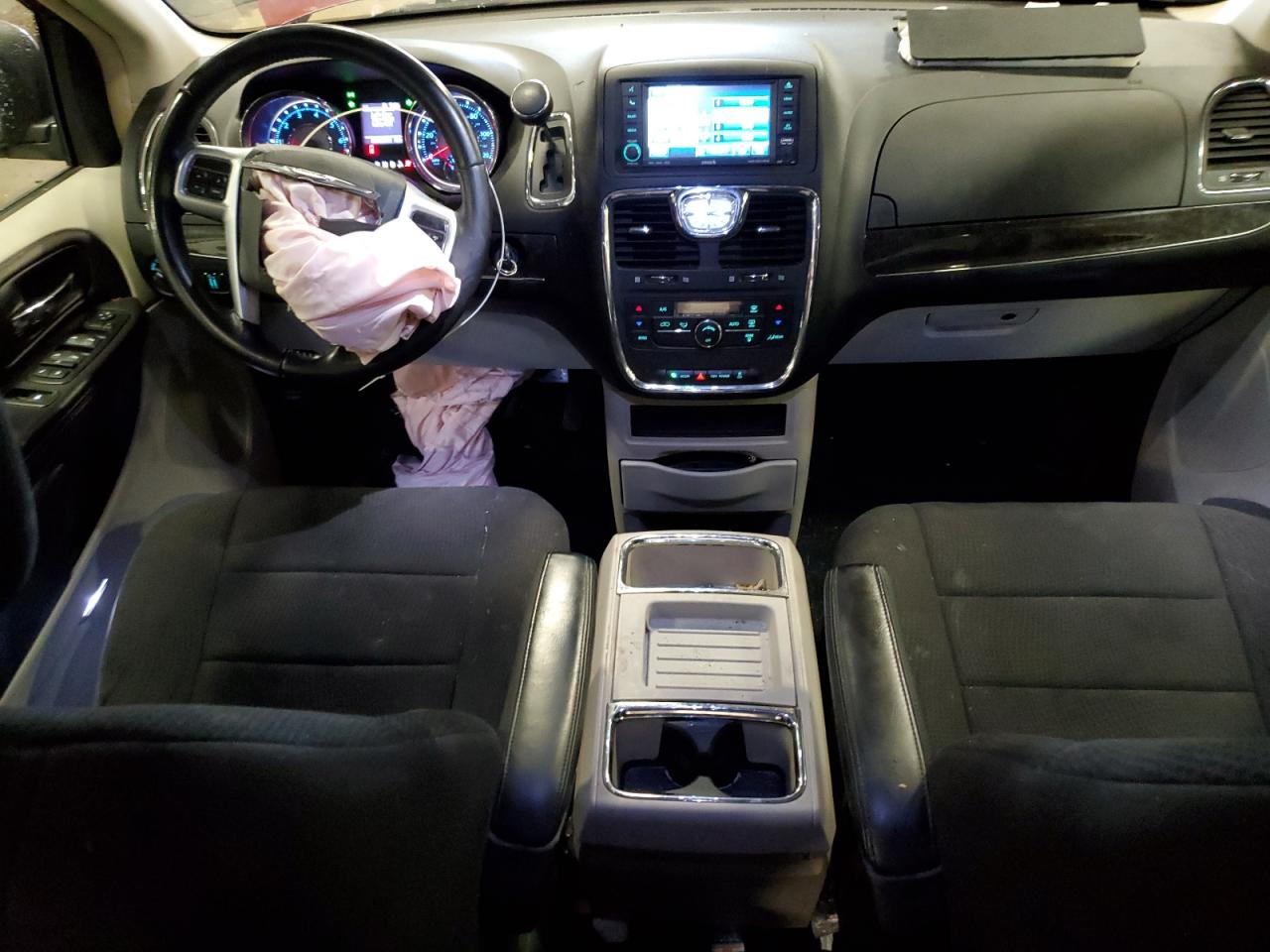 2011 Chrysler Town & Country Touring VIN: 2A4RR5DG4BR738582 Lot: 65033145