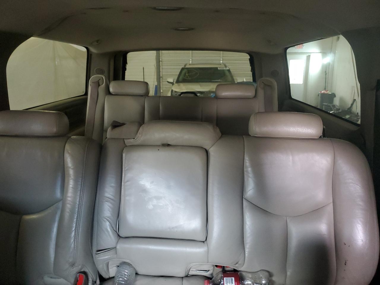 2004 Chevrolet Suburban C1500 VIN: 3GNEC16Z74G102641 Lot: 63384045