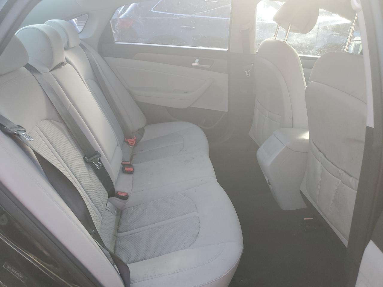 2015 Hyundai Sonata Sport VIN: 5NPE34AF3FH052497 Lot: 65130385
