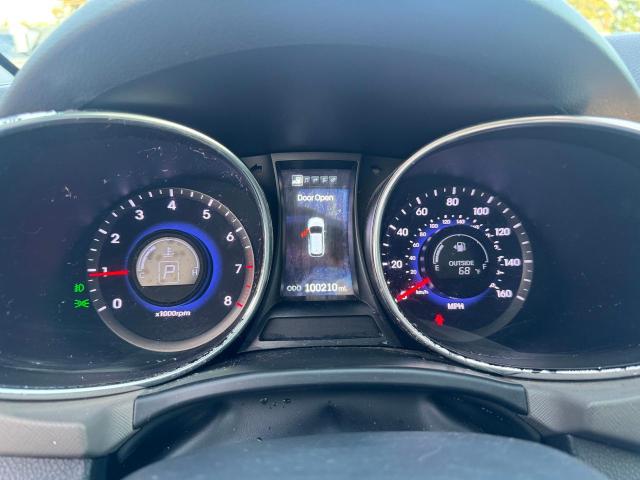 Parquets HYUNDAI SANTA FE 2014 Szary