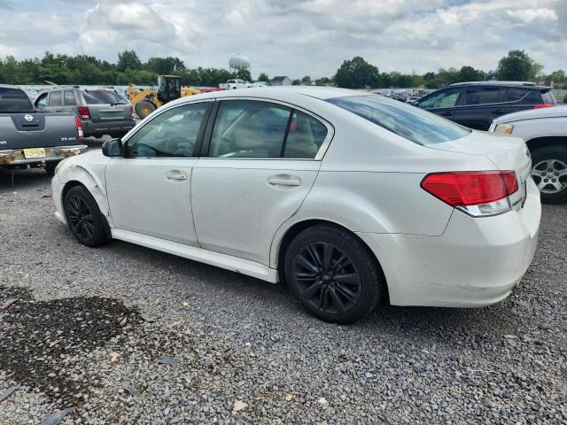  SUBARU LEGACY 2013 Biały