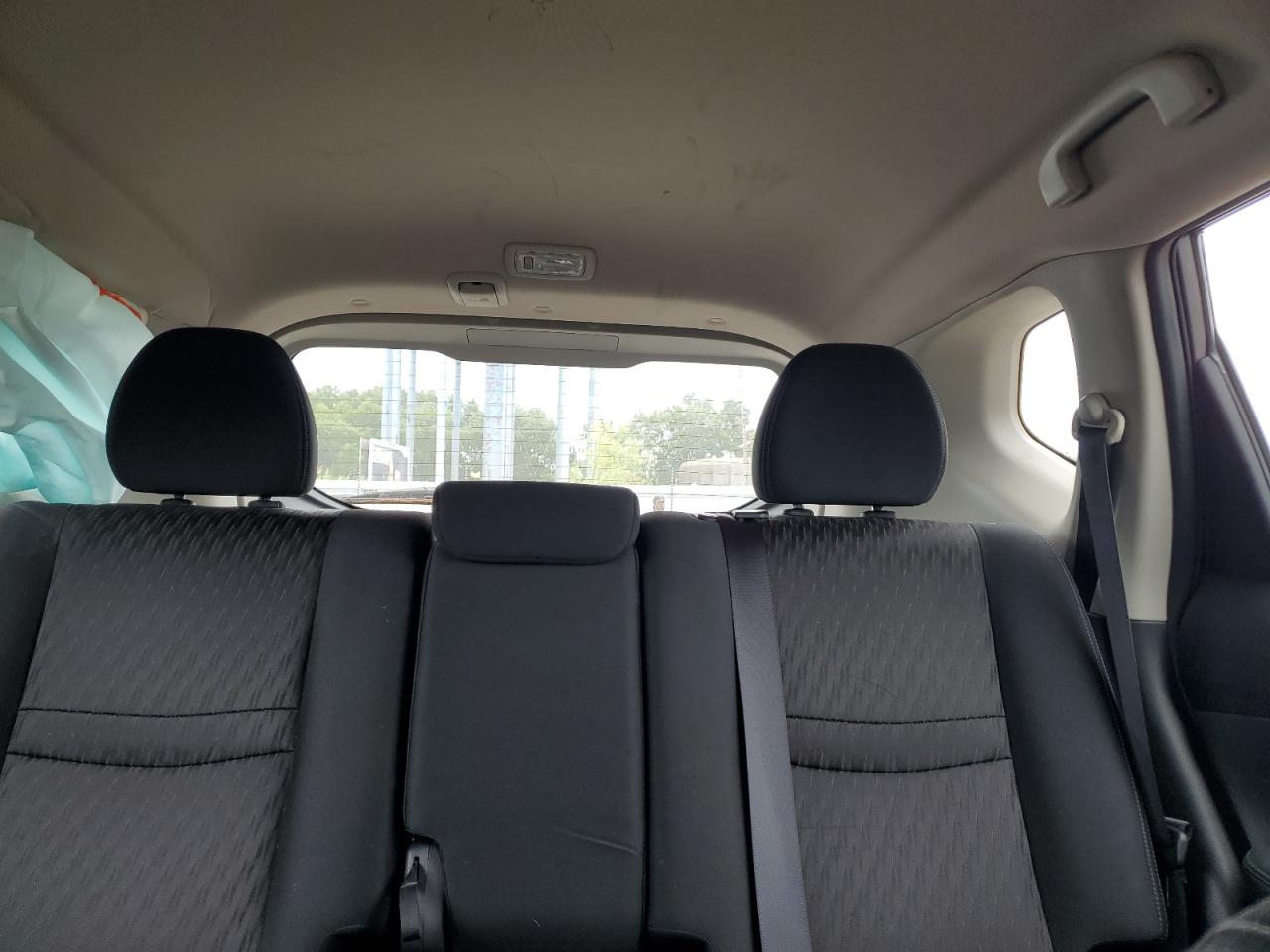 2017 Nissan Rogue S VIN: KNMAT2MV0HP542263 Lot: 65458565