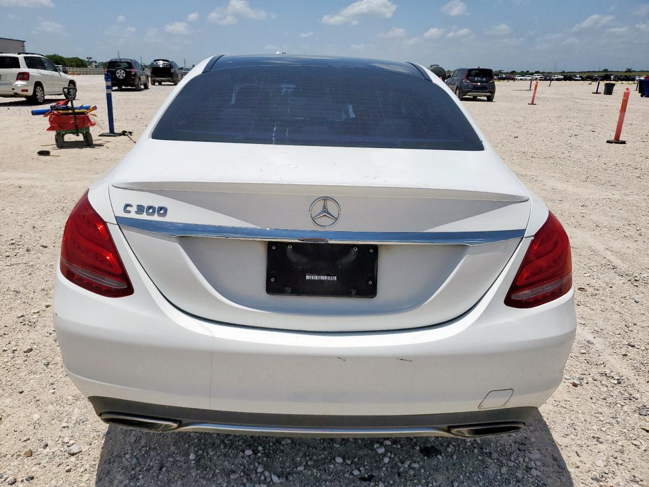 2017 Mercedes-Benz C 300 VIN: 55SWF4JB4HU186072 Lot: 64515235