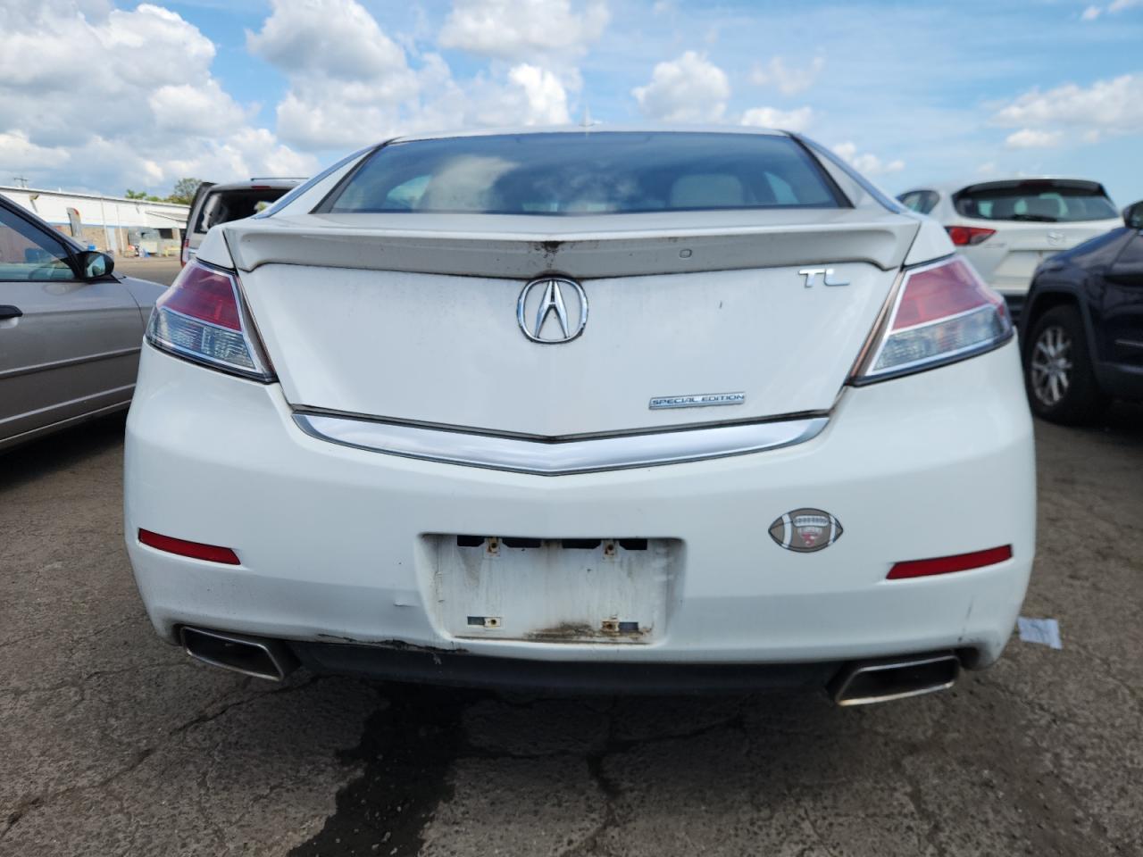 19uua8f38ea000488 19UUA8F38EA000488 2014 Acura Tl Se
