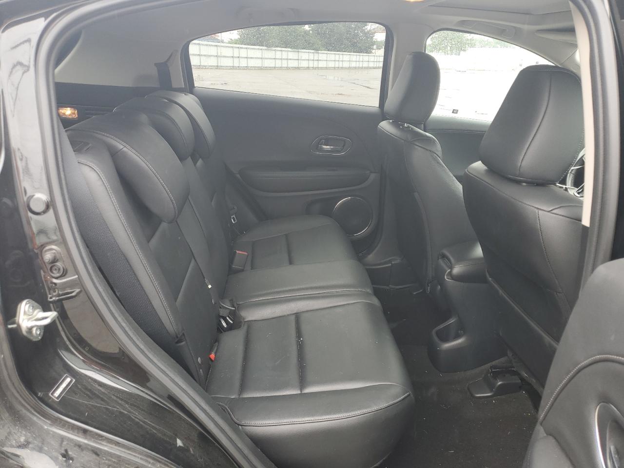 2017 Honda Hr-V Exl VIN: 3CZRU5H77HM727200 Lot: 65396035