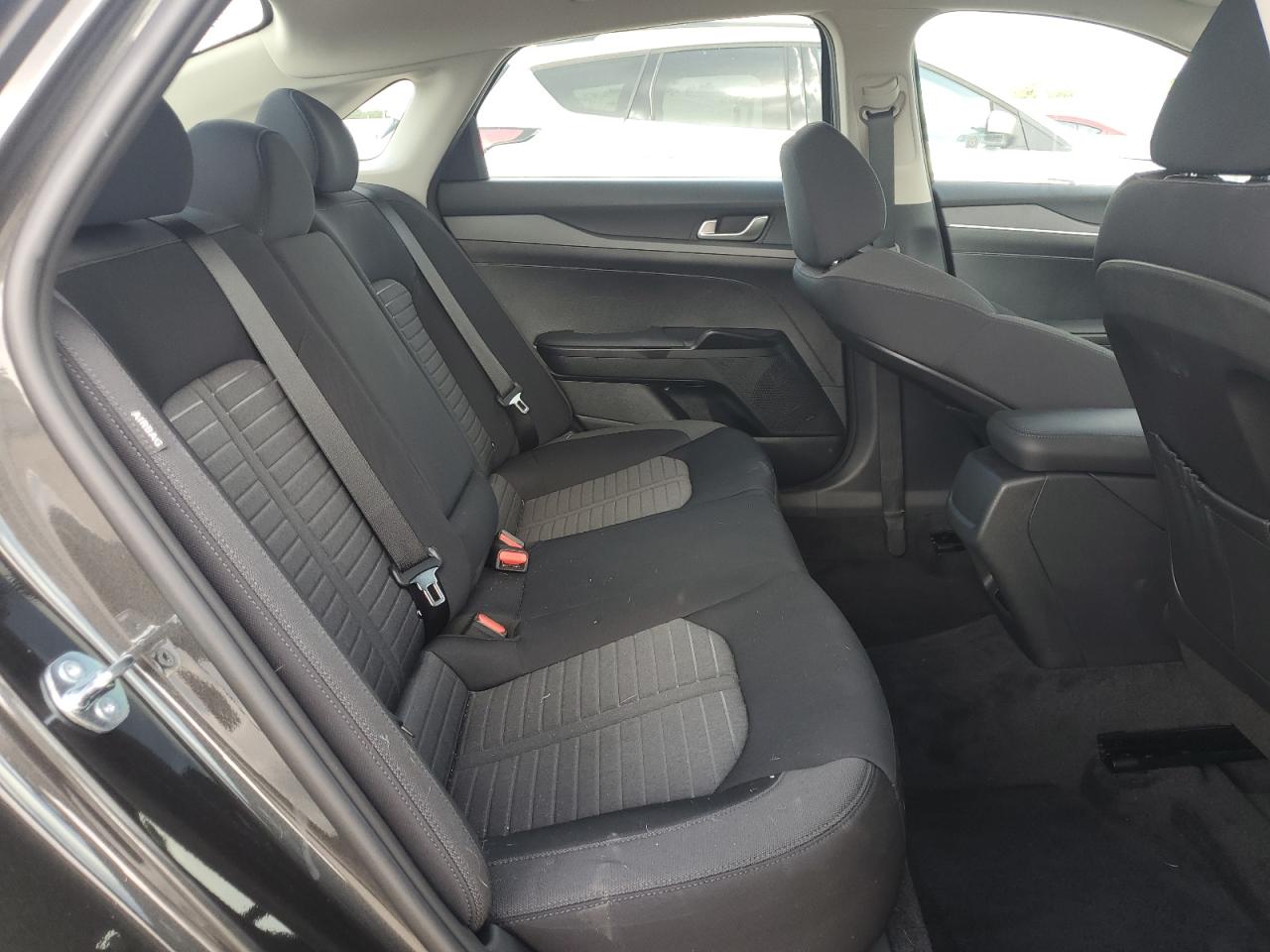 2025 Kia K5 Lxs VIN: KNAG24J73S5384998 Lot: 65366805