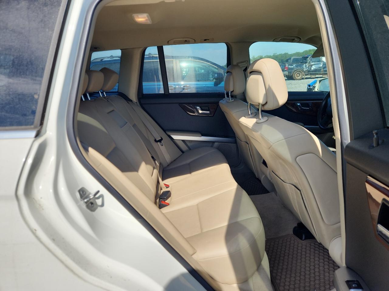 2011 Mercedes-Benz Glk 350 VIN: WDCGG5GB5BF531557 Lot: 63231875