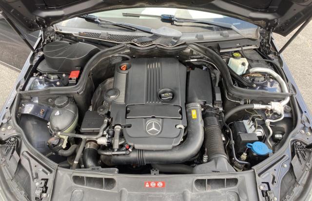 Sedans MERCEDES-BENZ C-CLASS 2013 Szary