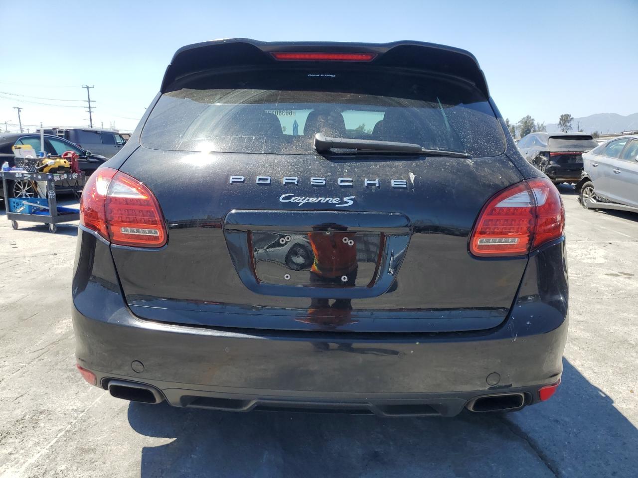 2013 Porsche Cayenne S Hybrid VIN: WP1AE2A26DLA16109 Lot: 66380225