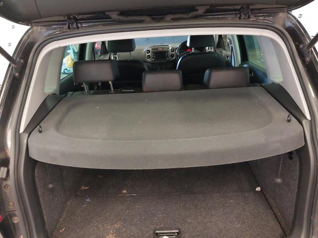 2009 VOLKSWAGEN TIGUAN SE