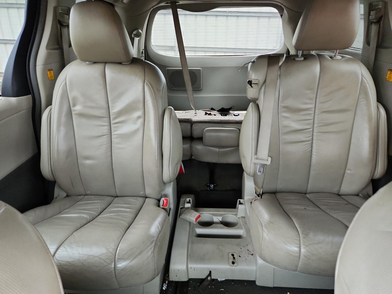 2011 Toyota Sienna Xle VIN: 5TDYK3DC0BS119640 Lot: 64213585